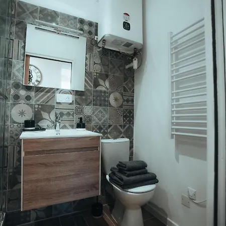 Renove - Proche Centre 아파트 *